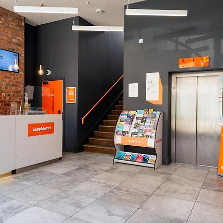 Easyhotel Birmingham Exterior photo