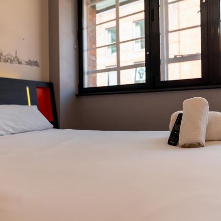 Easyhotel Birmingham Exterior photo
