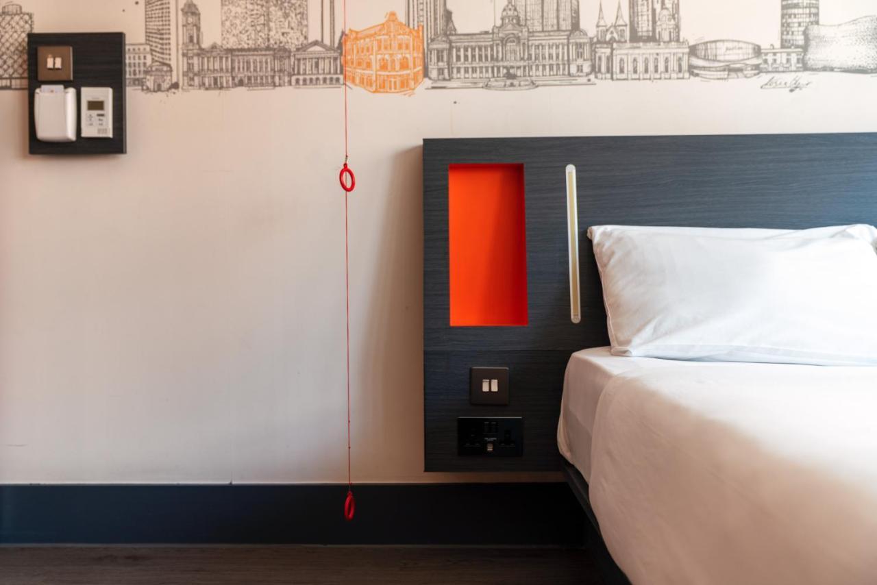 Easyhotel Birmingham Exterior photo