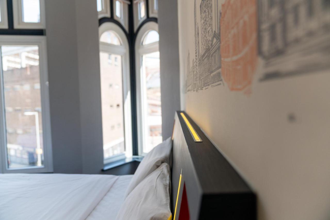 Easyhotel Birmingham Exterior photo