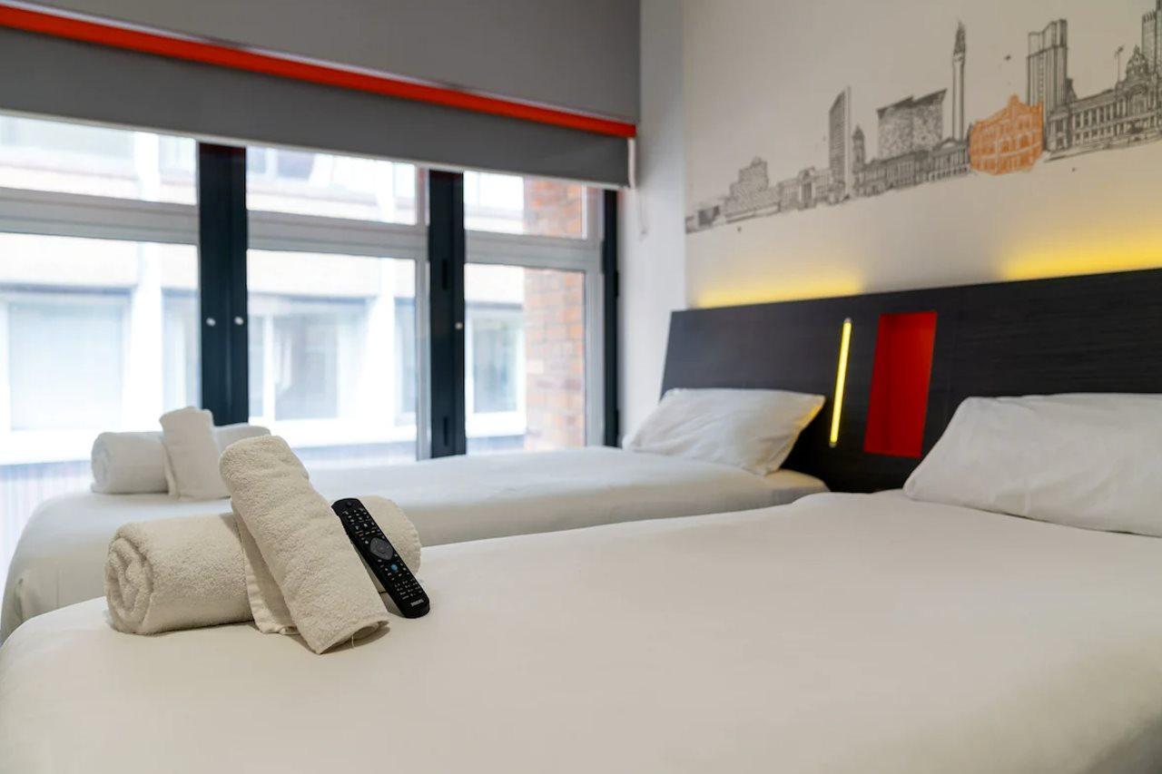 Easyhotel Birmingham Exterior photo